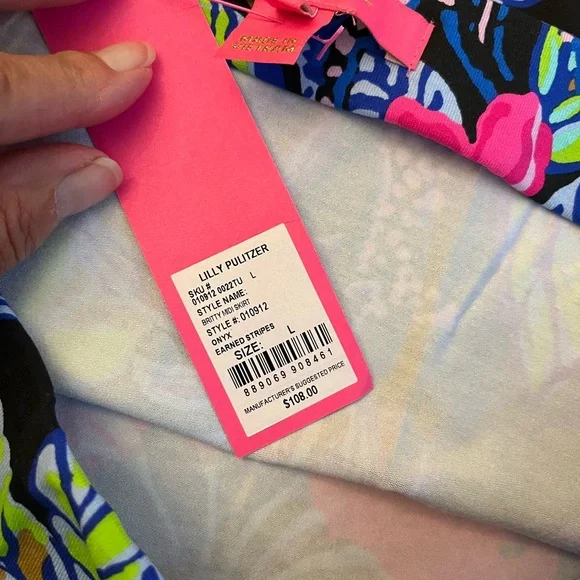 Lilly Pulitzer floral midi Skirt with Pink and Blue with black background. SZ L - Picture 5 of 8